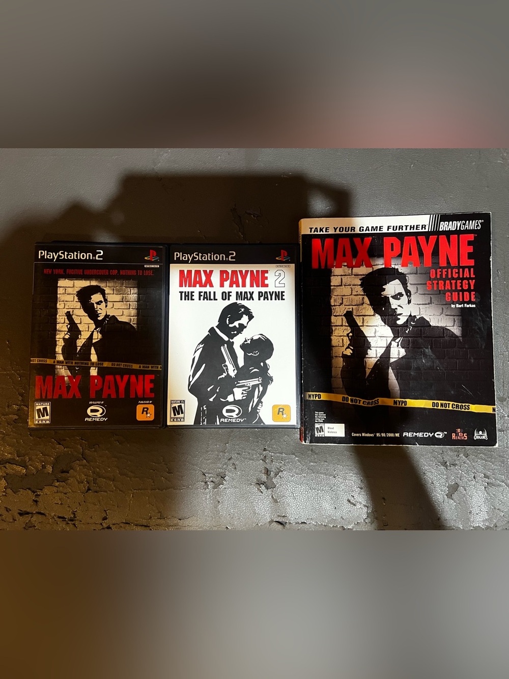 PlayStation 2 Max Payne 2: The Fall of Max Payne - White Edition